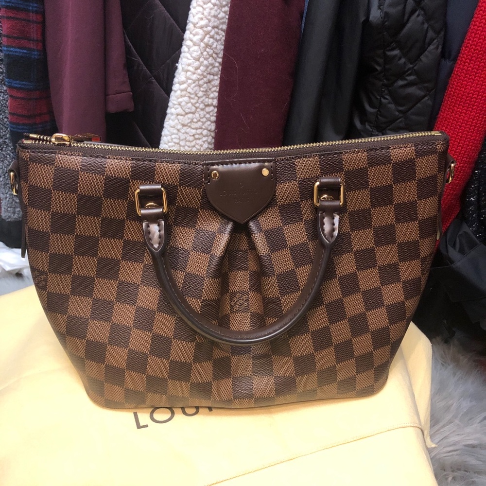 SOLD ! Authentic Siena PM Louis Vuitton